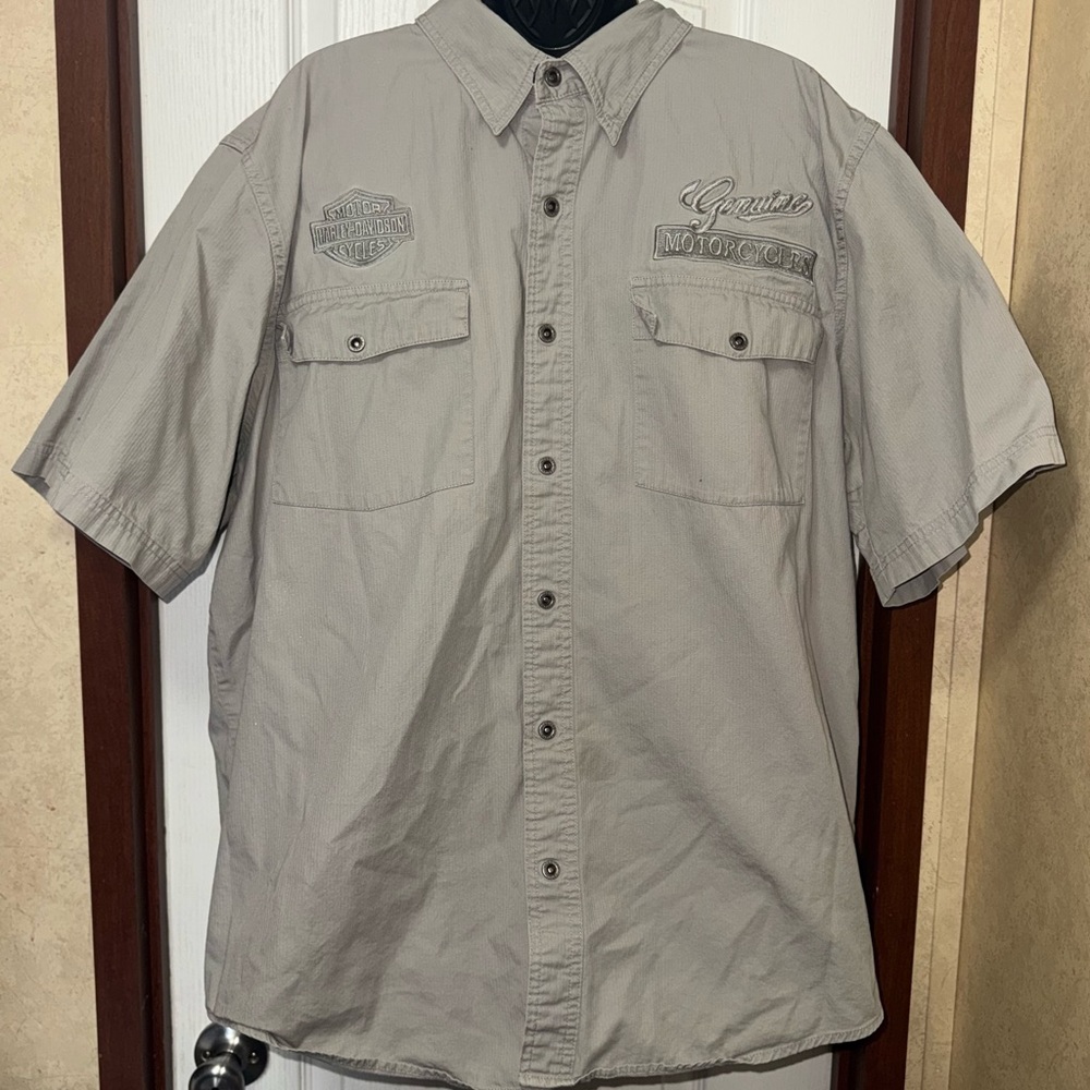 Harley-Davidson Tan Button Down Shirt
